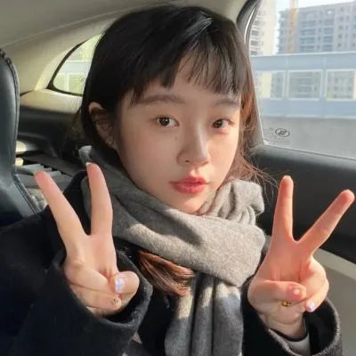 只在那里发光